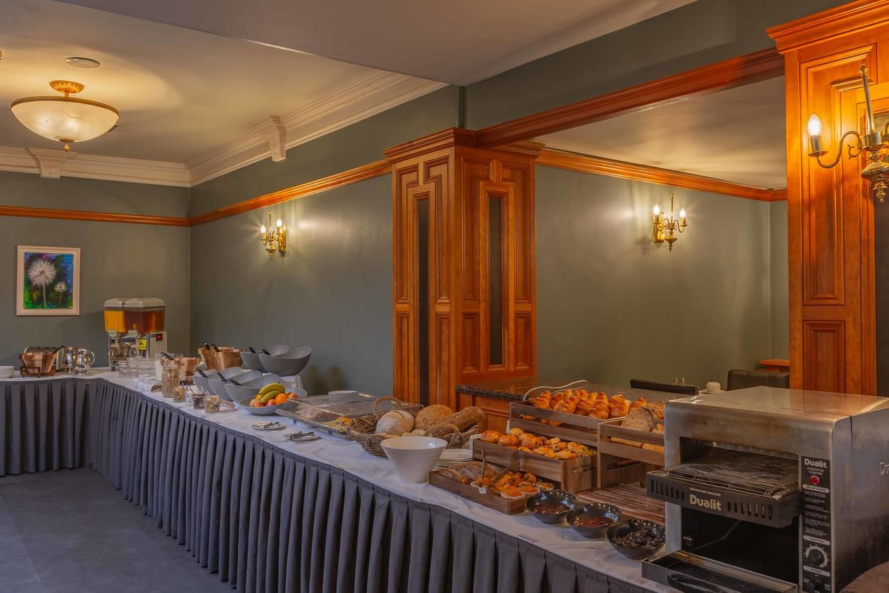 Отель Bunratty Castle Hotel, BW Signature Collection Бунратти