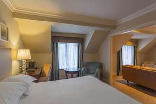 Отель Bunratty Castle Hotel, BW Signature Collection Бунратти Президентский люкс с кроватью размера "king-size"-5