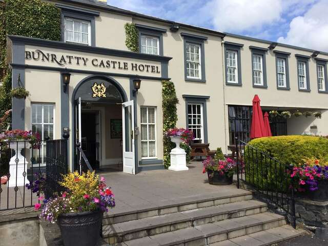 Отель Bunratty Castle Hotel, BW Signature Collection Бунратти-7